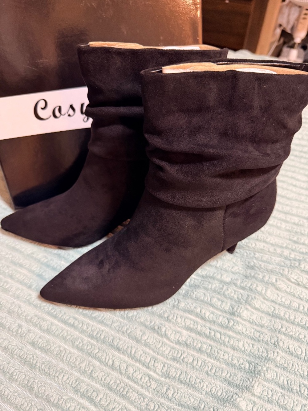CosyFever Women’s Black Microsuede Slouch Boots Pointed Toe Size 8M New